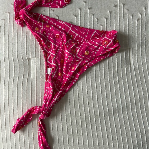Pink Patterned Bikini Set - Picture 2 of 5